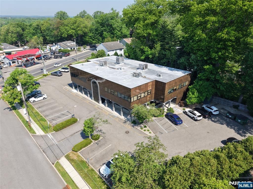 171 N Franklin Turnpike Room 200, Waldwick, NJ 07463