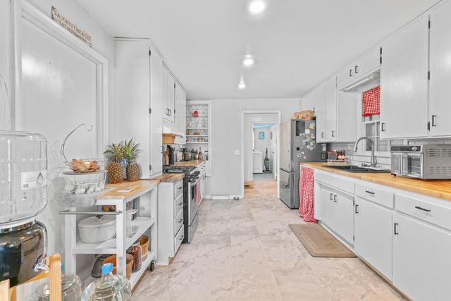 603 W Jackson Street, Bolivar, MO 65613