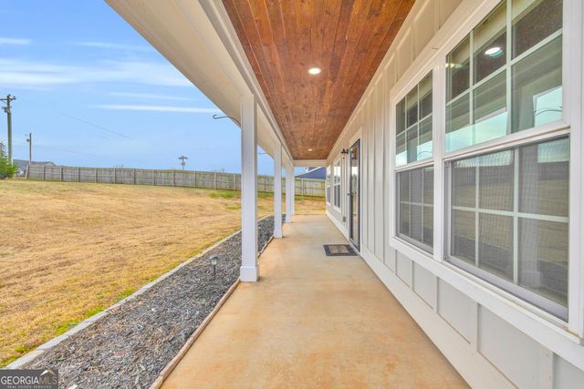 5177 Sandy Cross Road, Carnesville, GA 30521