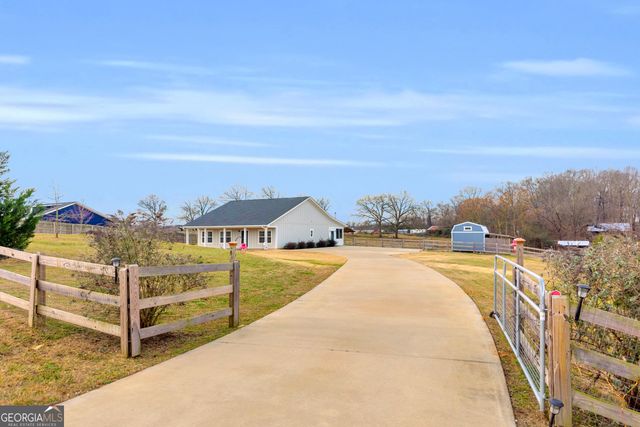 5177 Sandy Cross Road, Carnesville, GA 30521