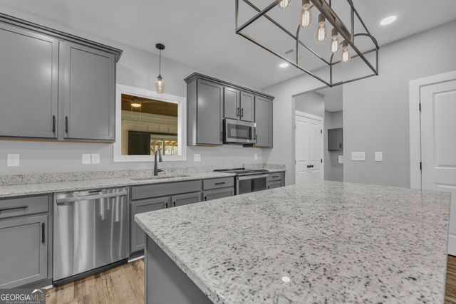 5177 Sandy Cross Road, Carnesville, GA 30521