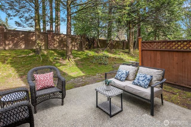 11512 NE 115th Court, Kirkland, WA 98033