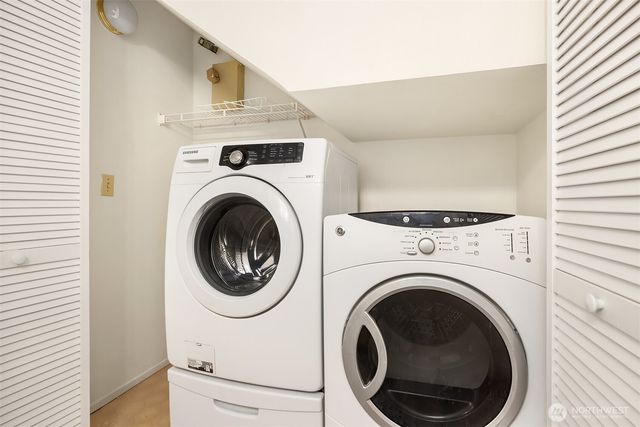 11512 NE 115th Court, Kirkland, WA 98033