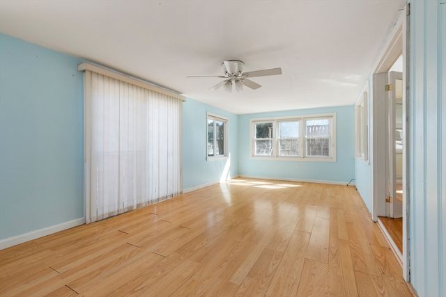 21 River Rd, Marion, MA 02738