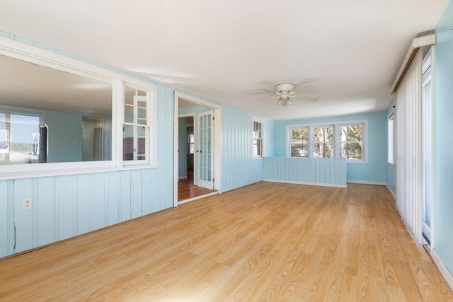 21 River Rd, Marion, MA 02738