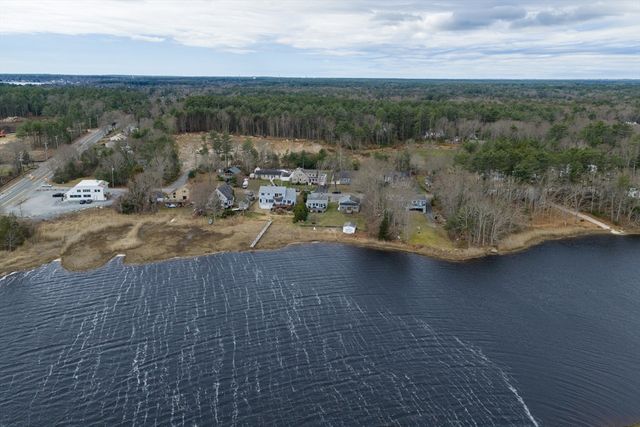 21 River Rd, Marion, MA 02738