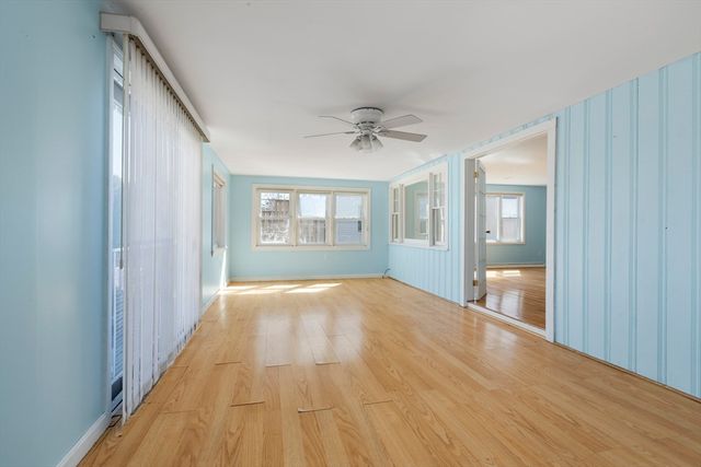 21 River Rd, Marion, MA 02738