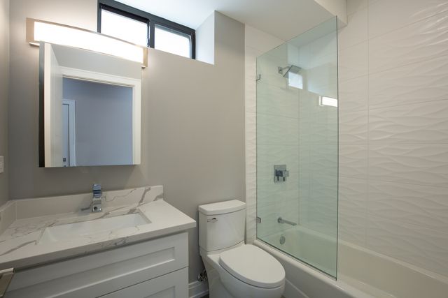 2340 W 21st Street 2, Chicago, IL 60608