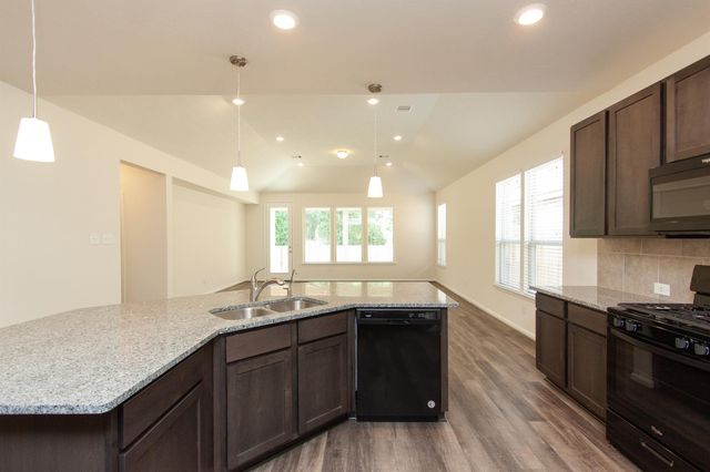 2011 Parnevik Place, Conroe, TX 77304