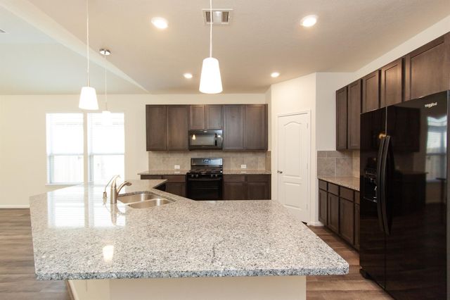 2011 Parnevik Place, Conroe, TX 77304