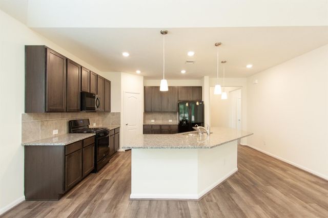 2011 Parnevik Place, Conroe, TX 77304