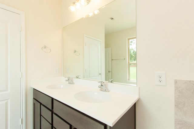 2011 Parnevik Place, Conroe, TX 77304