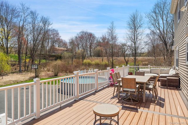 19 Peachtree Drive, Cortlandt Manor, NY 10567