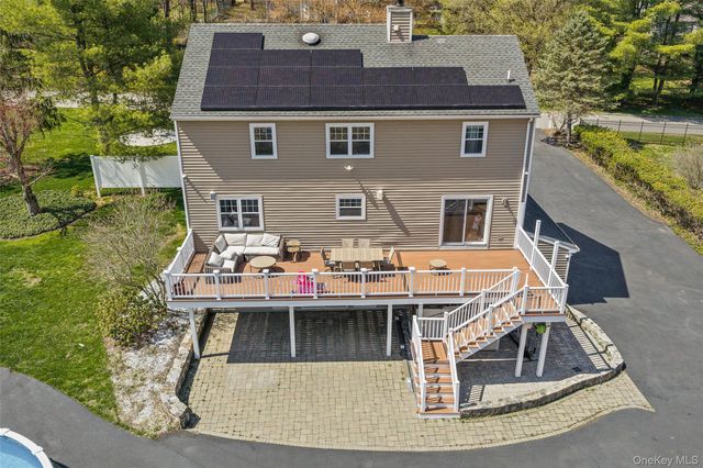 19 Peachtree Drive, Cortlandt Manor, NY 10567
