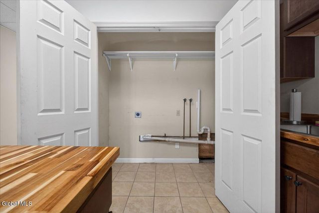 54 Freemans Bridge Road 54B, Glenville, NY 12302