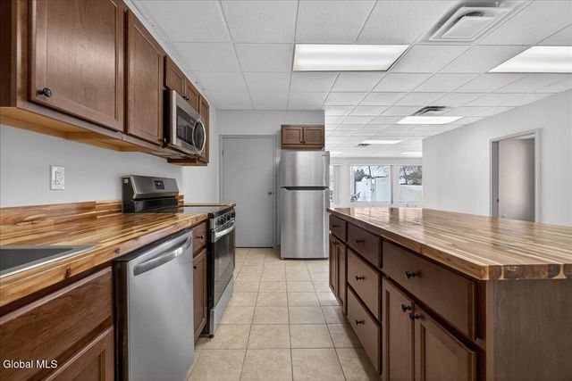 54 Freemans Bridge Road 54B, Glenville, NY 12302