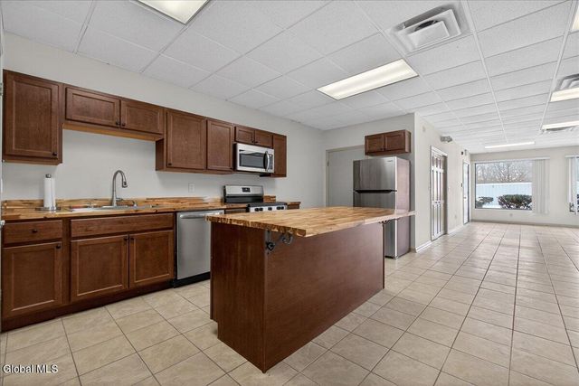 54 Freemans Bridge Road 54B, Glenville, NY 12302