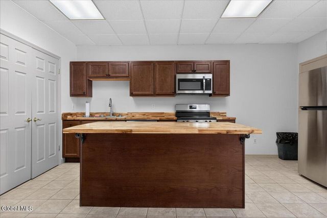 54 Freemans Bridge Road 54B, Glenville, NY 12302