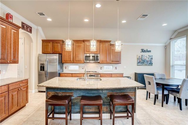 12407 Altamira ST, Austin, TX 78748