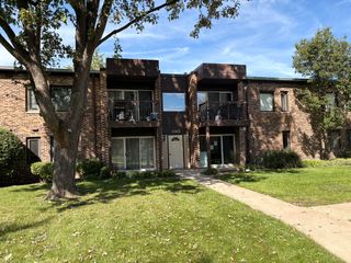1165 Pleasant Run Drive 513, Wheeling, IL 60090