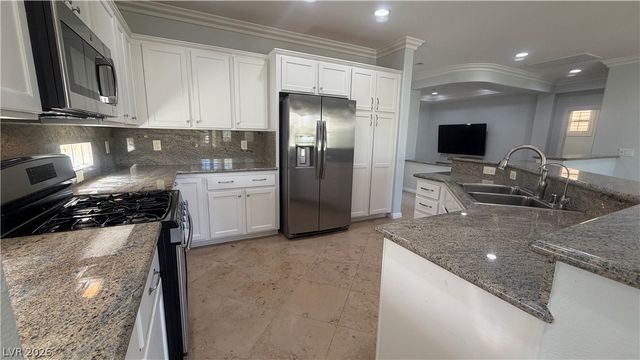 10385 Brillare Avenue, Las Vegas, NV 89135