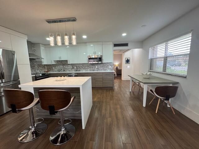 187 Seville Terrace, Delray Beach, FL 33446