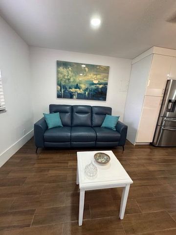 187 Seville Terrace, Delray Beach, FL 33446