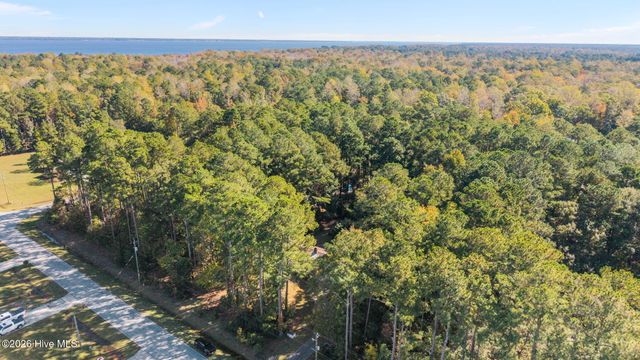 520 Stately Pines Road, New Bern, NC 28560