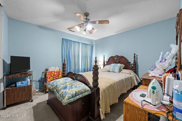 520 Stately Pines Road, New Bern, NC 28560