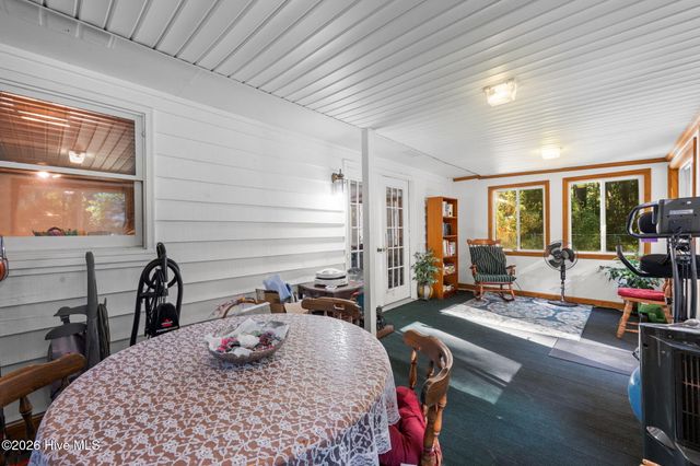 520 Stately Pines Road, New Bern, NC 28560