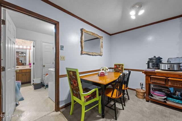 520 Stately Pines Road, New Bern, NC 28560