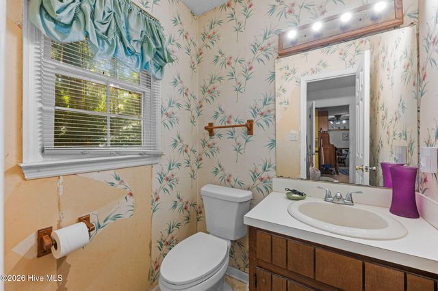 520 Stately Pines Road, New Bern, NC 28560