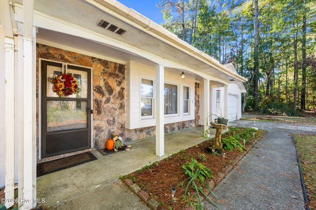 520 Stately Pines Road, New Bern, NC 28560