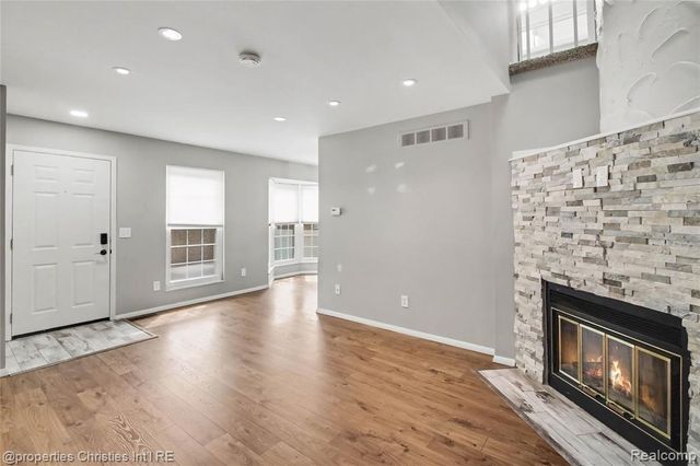 31117 Country Bluff, Farmington Hills, MI 48331