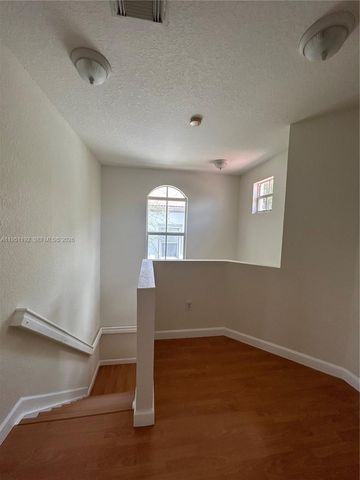 7839 NW 110th Ave 7839, Doral, FL 33178