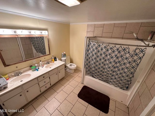 2049 Eleanor Street, Vidalia, LA 71373