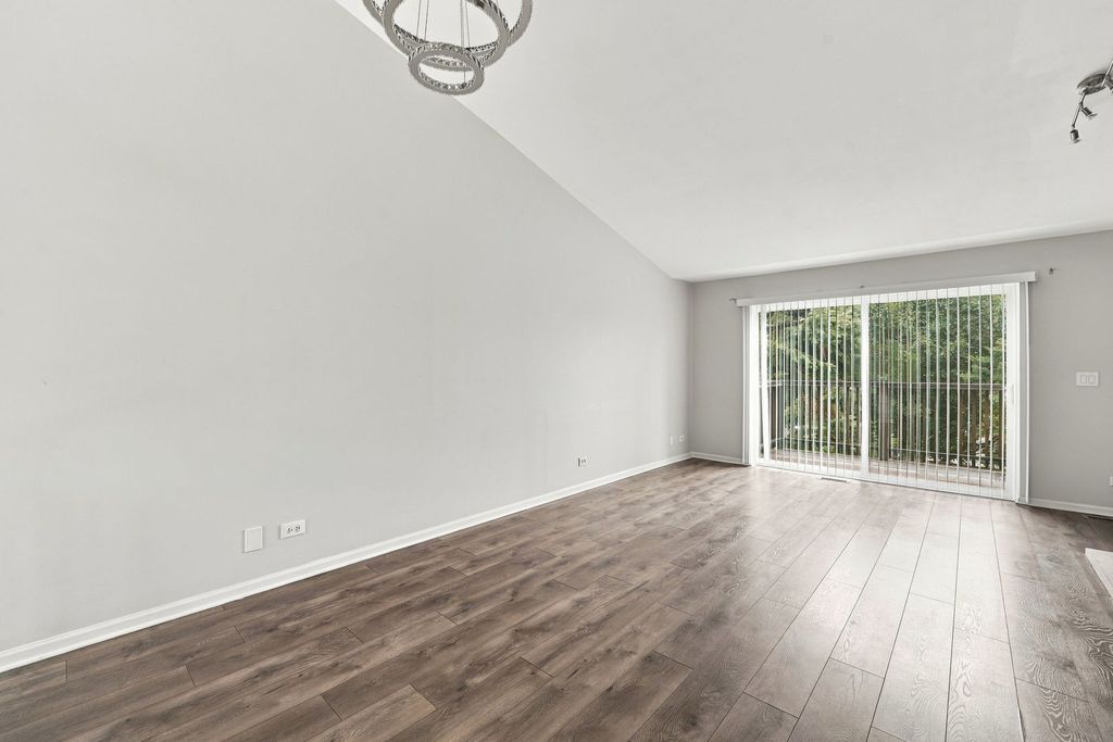 2651 S Cedar Glen Drive, Arlington Heights, IL 60005 — photo 4