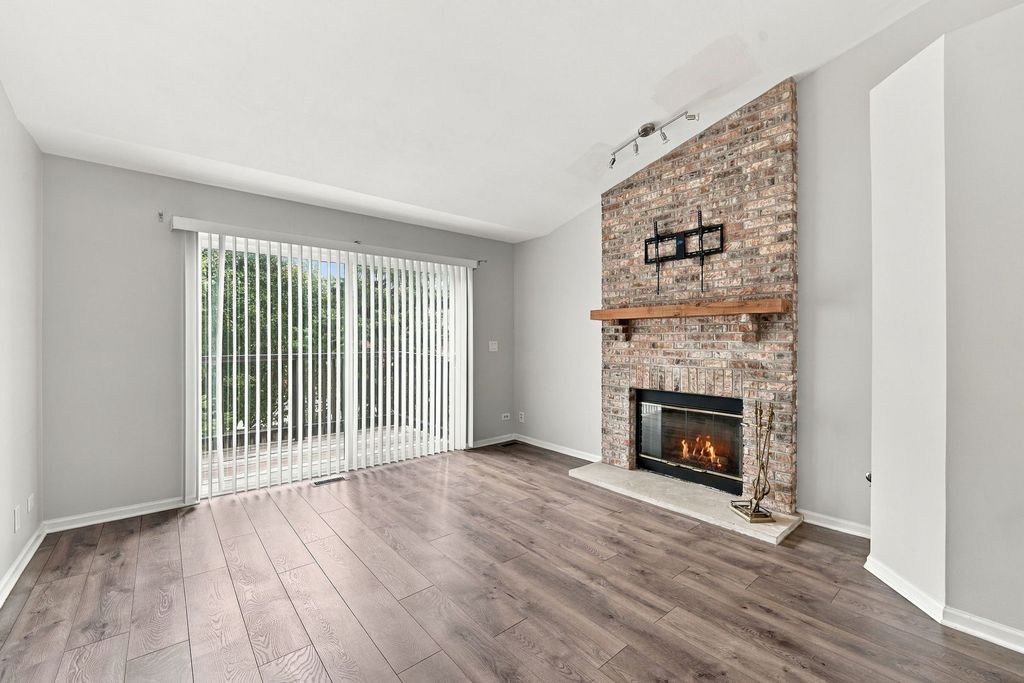 2651 S Cedar Glen Drive, Arlington Heights, IL 60005 — photo 5
