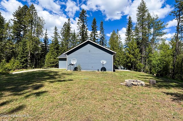1279 Gypsy Bay RD, Sagle, ID 83860