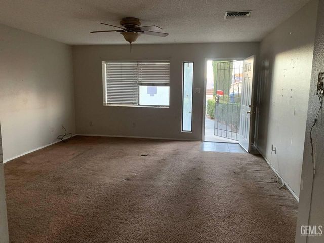 21653 Golden Hills Boulevard, Tehachapi, CA 93561