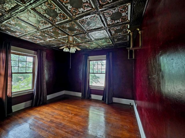 730 Grace Avenue, Chariton, IA 50049