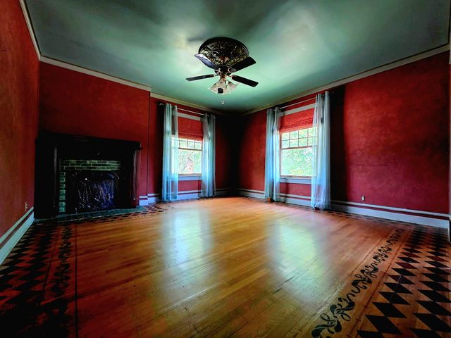 730 Grace Avenue, Chariton, IA 50049