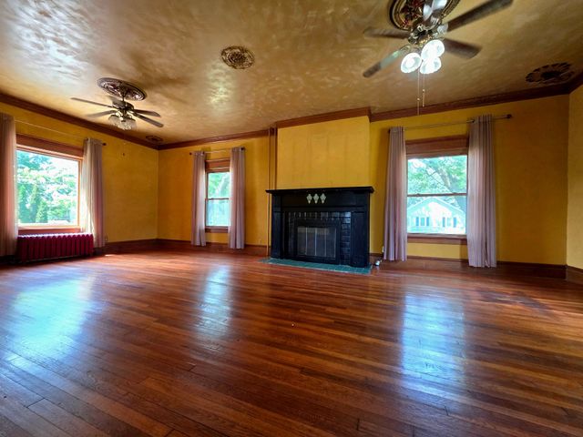 730 Grace Avenue, Chariton, IA 50049