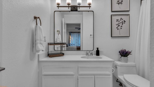 66735 12th Street A10, Desert Hot Springs, CA 92240