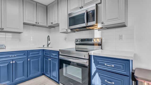 66735 12th Street A10, Desert Hot Springs, CA 92240