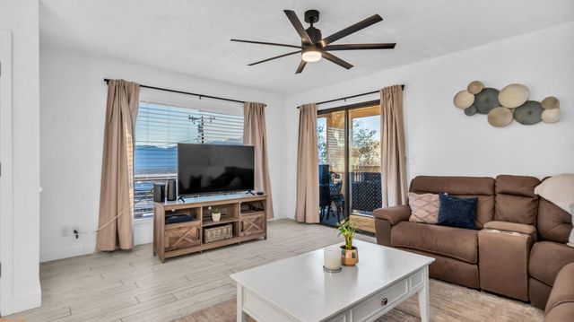 66735 12th Street A10, Desert Hot Springs, CA 92240