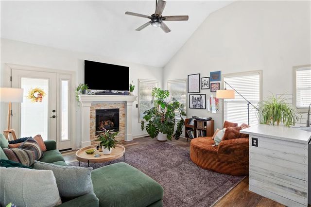 701 N Rockwell Avenue, Independence, MO 64056