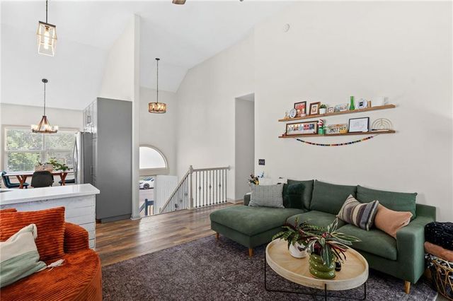 701 N Rockwell Avenue, Independence, MO 64056