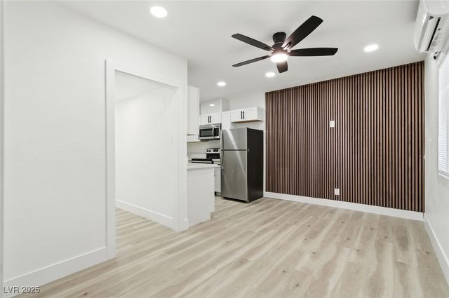 364 North 13th Street, Las Vegas, NV 89101