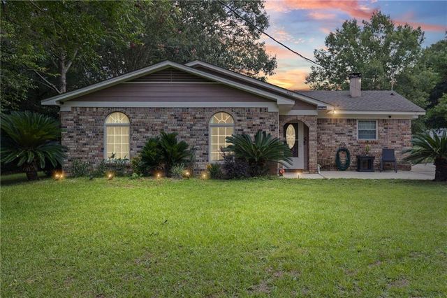 9262 Sandy Creek Court, Semmes, AL 36575
